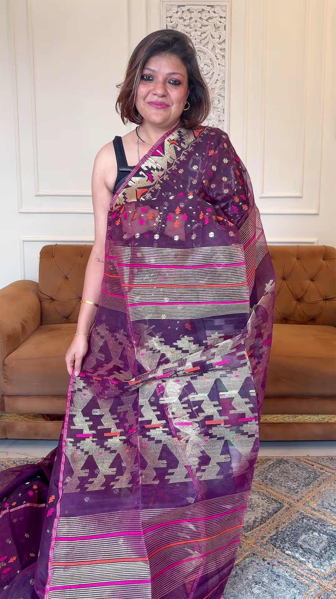 Handloom Dhakai Jamdani saree in Brinjal